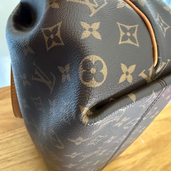 Louis Vuitton Monogram Turenne MM - Picture 14 of 15